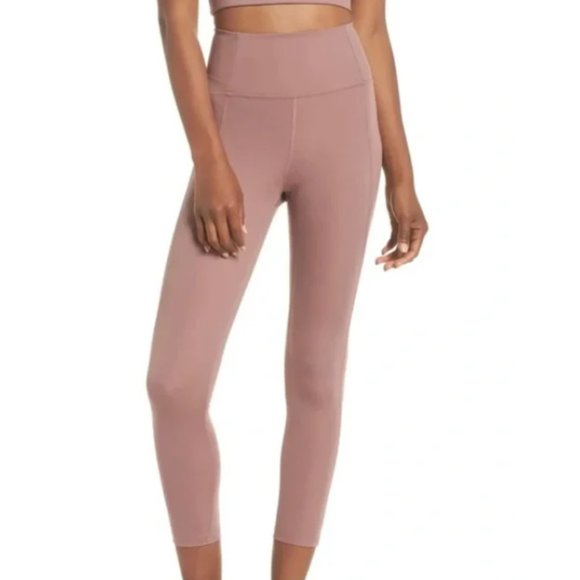 Girlfriend Collective Compressive High-Rise 24" Legging XS in Dusty Rose Pink - Picture 1 of 11